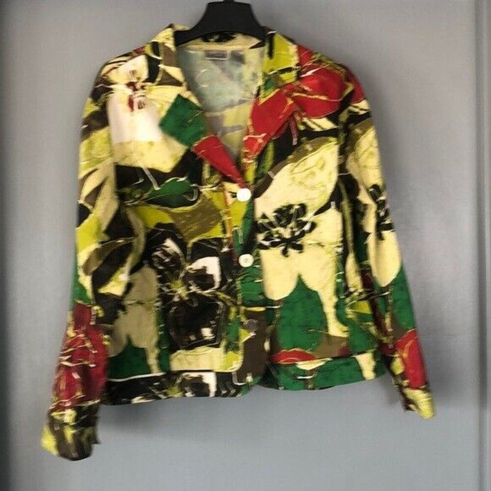 Chicos Bold Floral Jacket Womens Size 3 (XL,16) button front long sleeve stretch